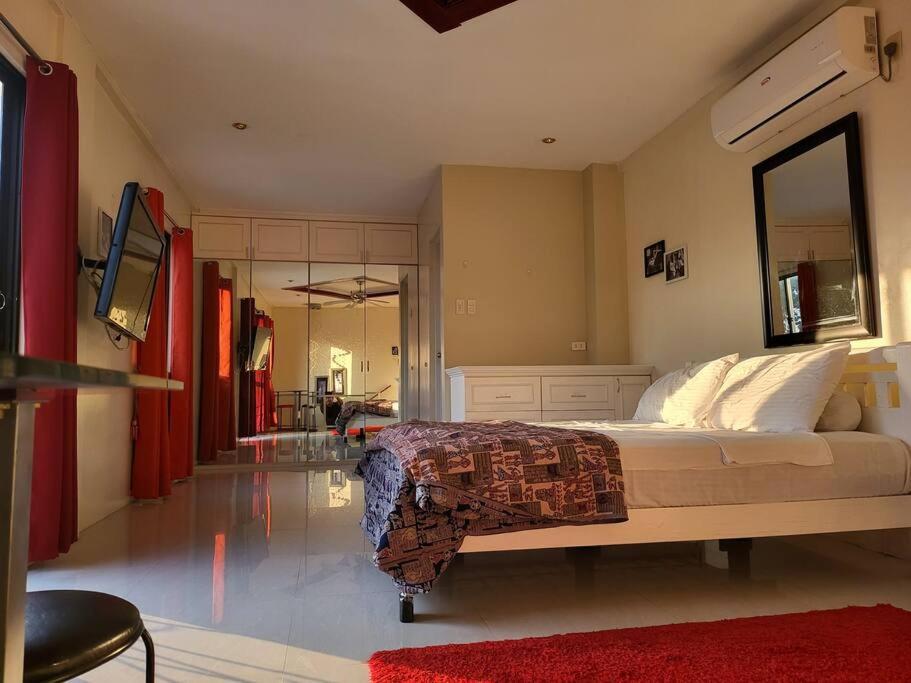 Kandi Resort-Type Spacious 1 Bedroom With Netflix And Free Housekeeping Angeles Bagian luar foto