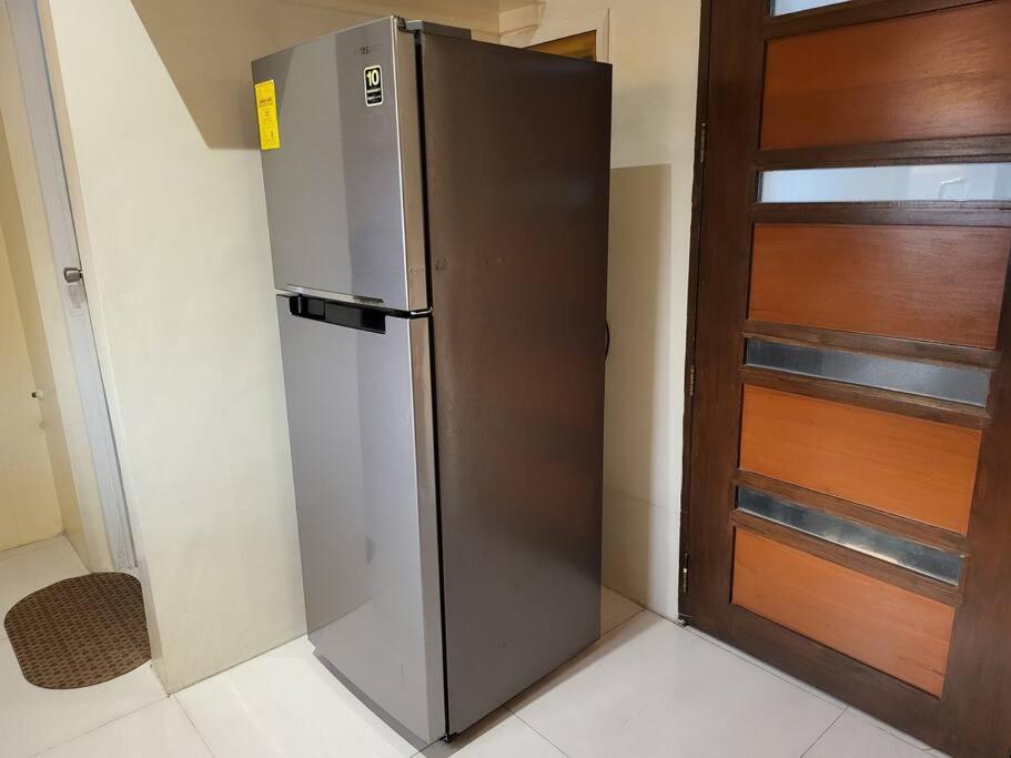 Kandi Resort-Type Spacious 1 Bedroom With Netflix And Free Housekeeping Angeles Bagian luar foto