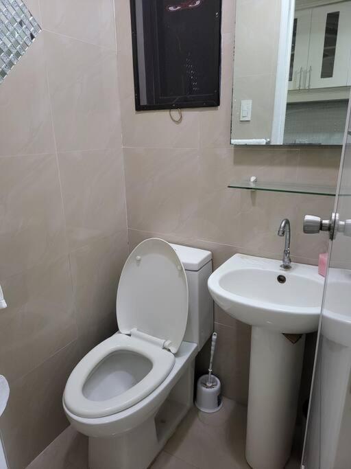 Kandi Resort-Type Spacious 1 Bedroom With Netflix And Free Housekeeping Angeles Bagian luar foto