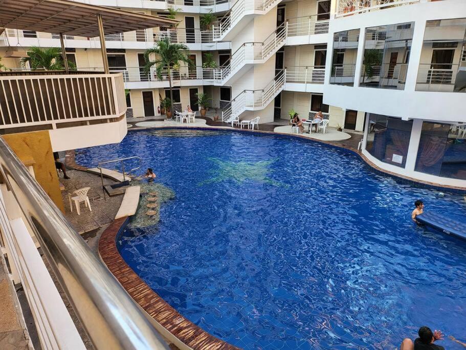 Kandi Resort-Type Spacious 1 Bedroom With Netflix And Free Housekeeping Angeles Bagian luar foto